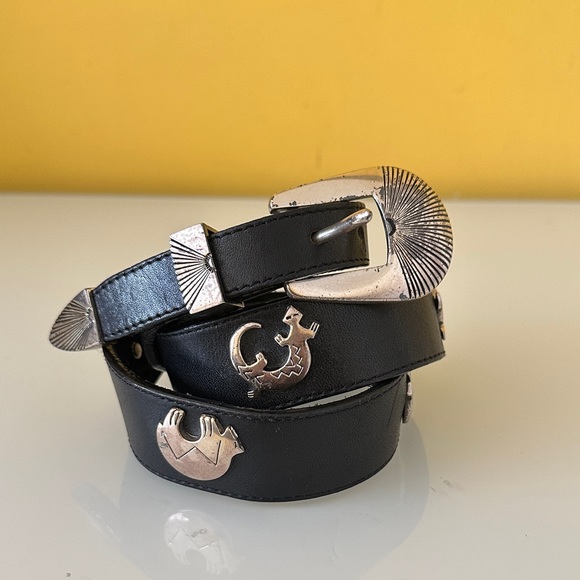 Silver Creek Black Leather Western Belt with Desert Animals 90’s Vintage Size 30 - Picture 2 of 16